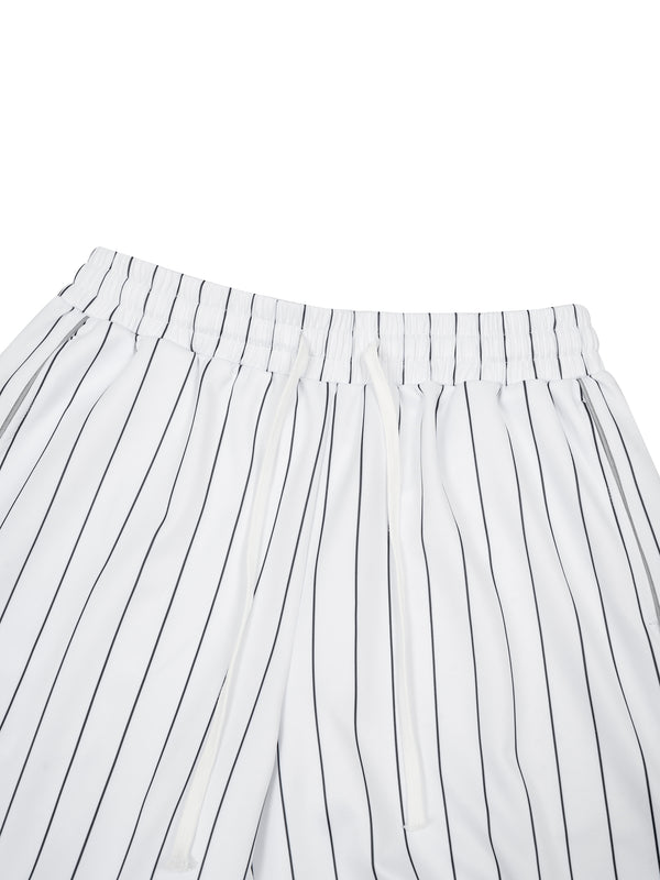 Loose Fit Shorts — Stripe